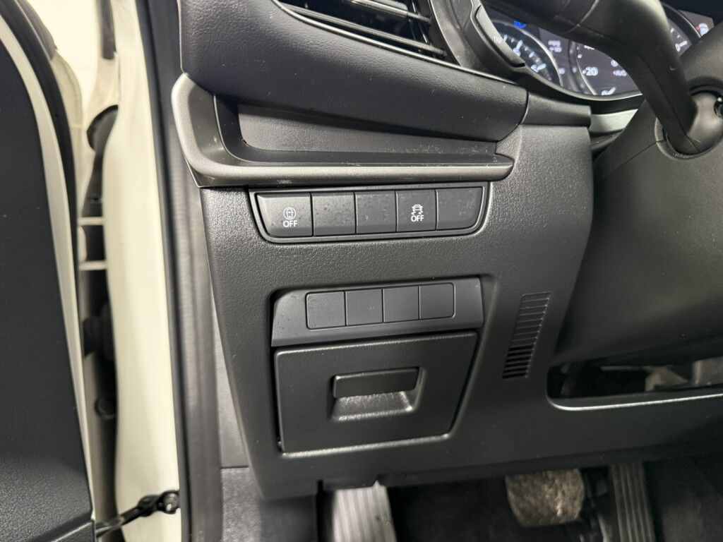 2022 Mazda Mazda3 Hatchback 2.5 S Auto FWD Maumee OH