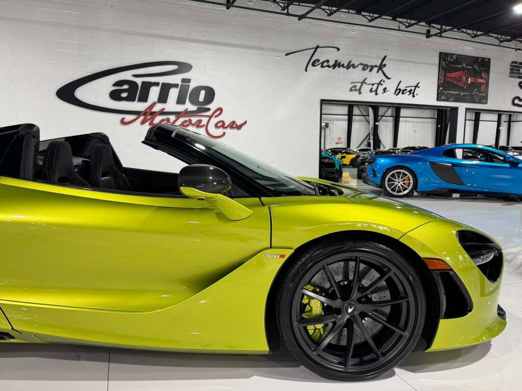 2022 McLaren 720S Spider Flux Green paint/calipers, Bowers & Wilkins audio system, carbon galore AND MUCH MORE!! Fort Lauderdale FL