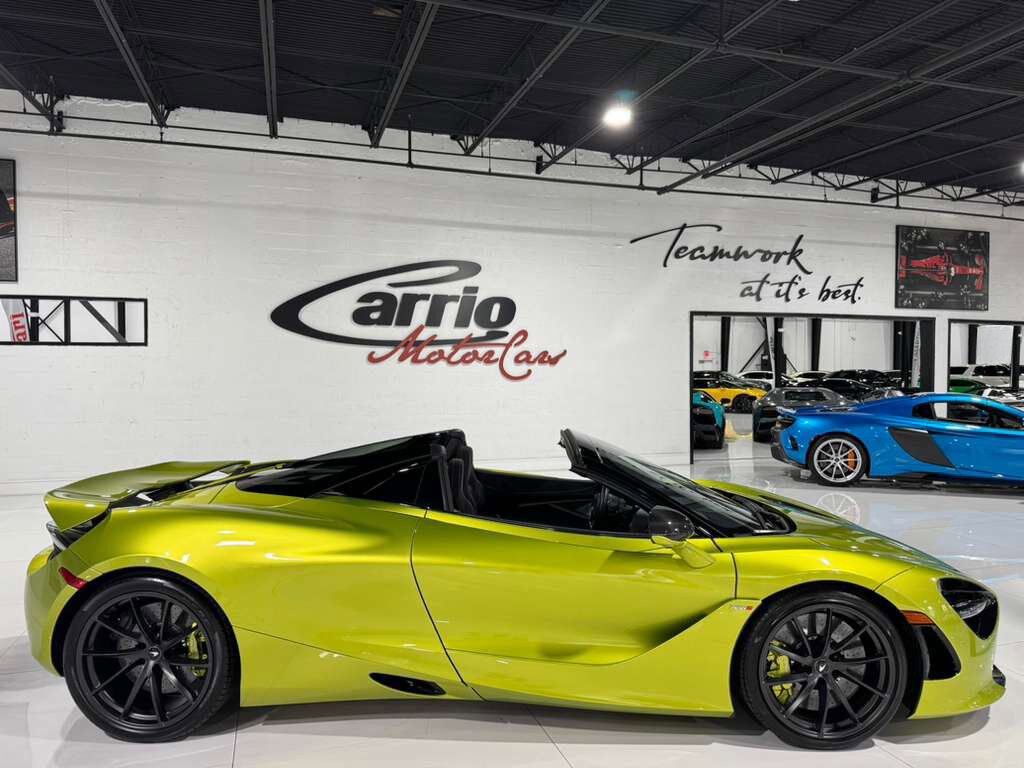 2022 McLaren 720S Spider Flux Green paint/calipers, Bowers & Wilkins audio system, carbon galore AND MUCH MORE!! Fort Lauderdale FL