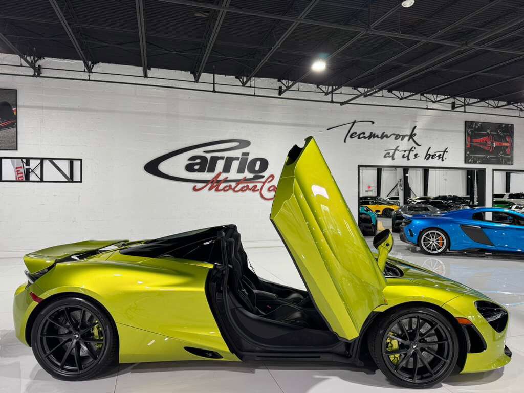 2022 McLaren 720S Spider Flux Green paint/calipers, Bowers & Wilkins audio system, carbon galore AND MUCH MORE!! Fort Lauderdale FL