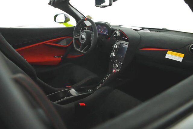 2022 McLaren 765LT Base Bellevue WA