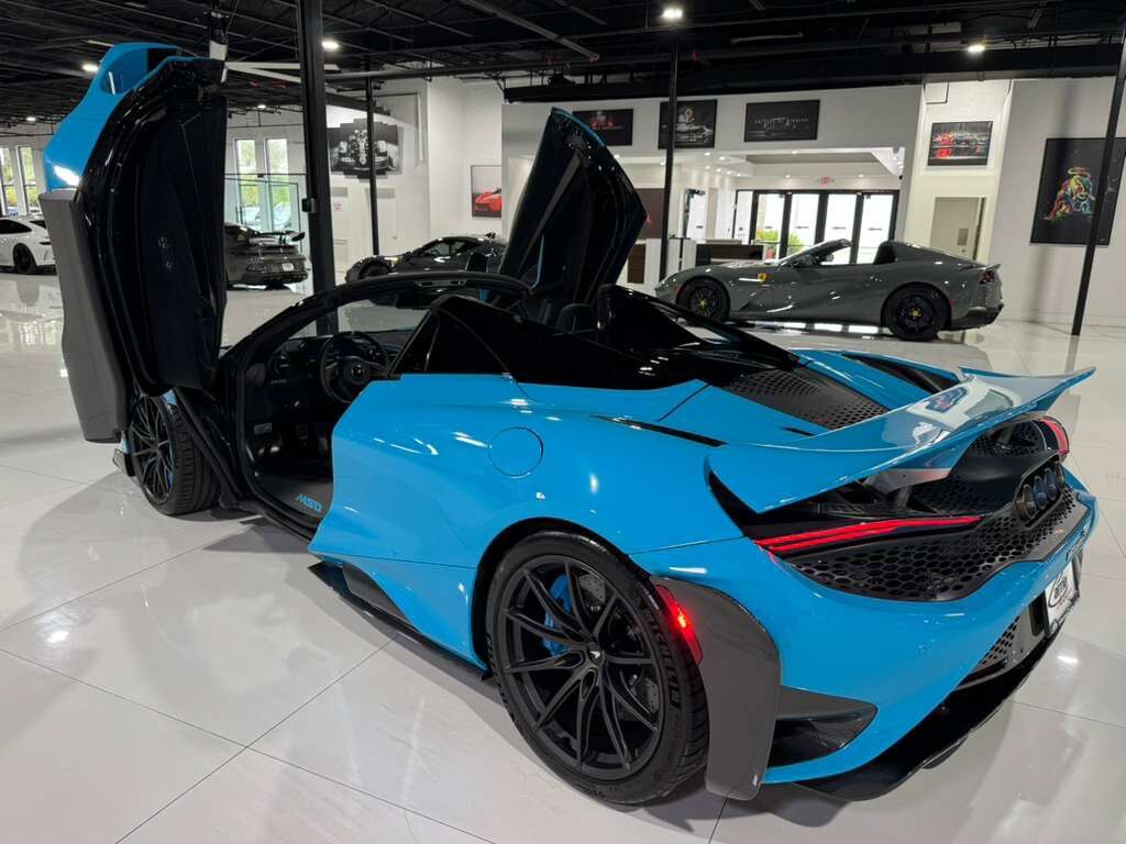 2022 McLaren 765LT Spider Fistral Blue paint/calipers, MSO interior, Bowers & Wilkins audio system AND MUCH MORE!! Fort Lauderdale FL