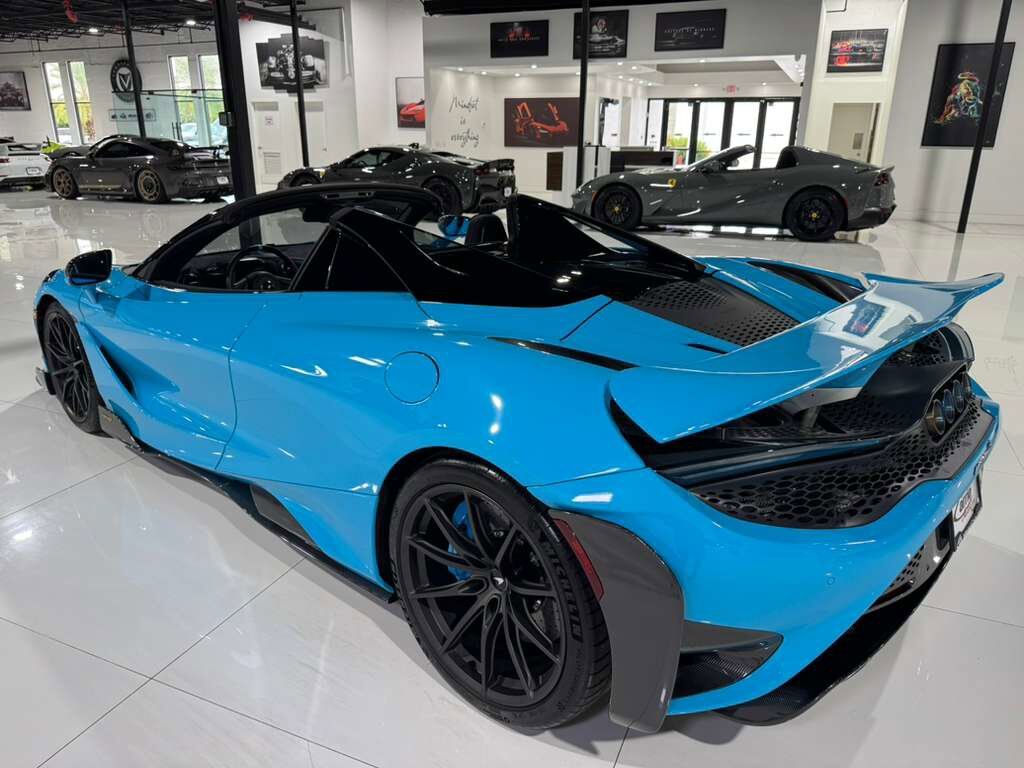2022 McLaren 765LT Spider Fistral Blue paint/calipers, MSO interior, Bowers & Wilkins audio system AND MUCH MORE!! Fort Lauderdale FL