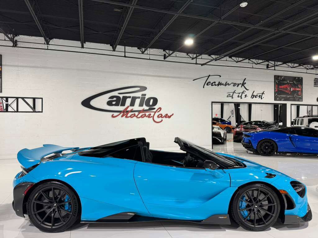 2022 McLaren 765LT Spider Fistral Blue paint/calipers, MSO interior, Bowers & Wilkins audio system AND MUCH MORE!! Fort Lauderdale FL