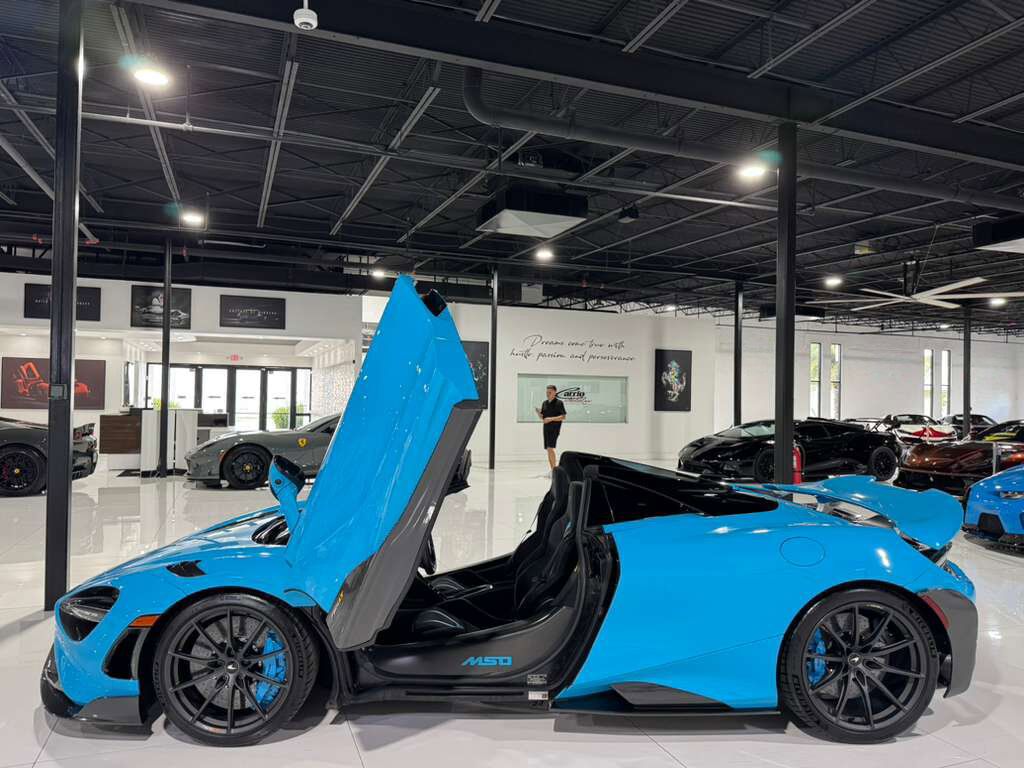 2022 McLaren 765LT Spider Fistral Blue paint/calipers, MSO interior, Bowers & Wilkins audio system AND MUCH MORE!! Fort Lauderdale FL