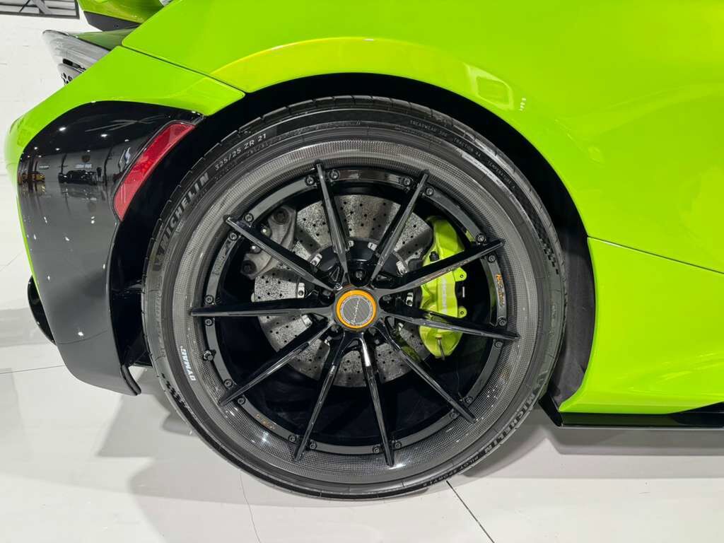 2022 McLaren 765LT Spider Napier green paint/calipers, MSO interior options, Bowers & Wilkins audio AND MUCH MORE!! Fort Lauderdale FL