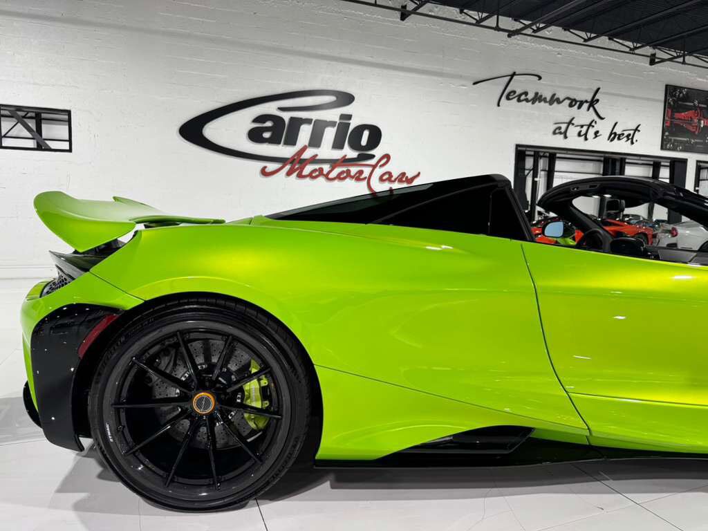 2022 McLaren 765LT Spider Napier green paint/calipers, MSO interior options, Bowers & Wilkins audio AND MUCH MORE!! Fort Lauderdale FL