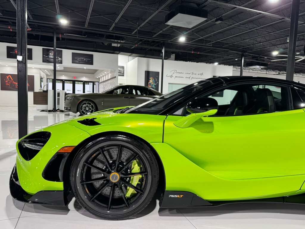 2022 McLaren 765LT Spider Napier green paint/calipers, MSO interior options, Bowers & Wilkins audio AND MUCH MORE!! Fort Lauderdale FL