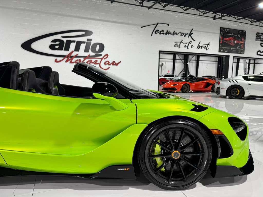 2022 McLaren 765LT Spider Napier green paint/calipers, MSO interior options, Bowers & Wilkins audio AND MUCH MORE!! Fort Lauderdale FL
