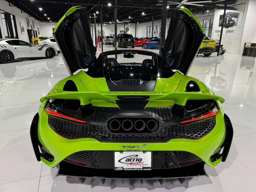 2022 McLaren 765LT Spider Napier green paint/calipers, MSO interior options, Bowers & Wilkins audio AND MUCH MORE!! Fort Lauderdale FL