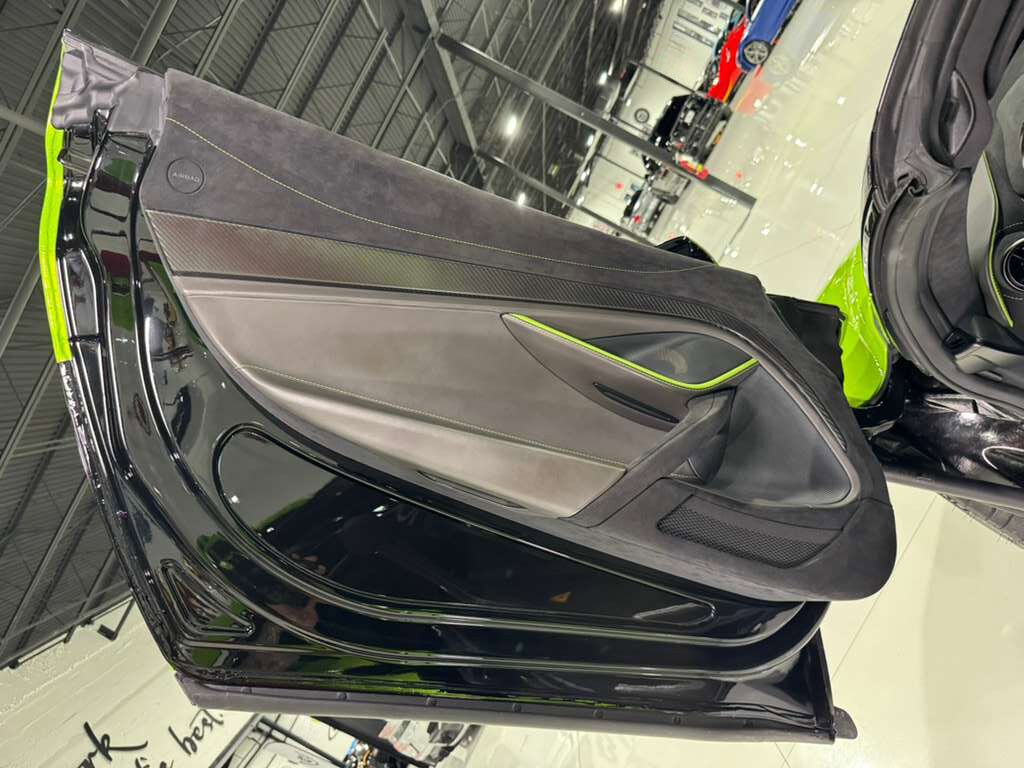 2022 McLaren 765LT Spider Napier green paint/calipers, MSO interior options, Bowers & Wilkins audio AND MUCH MORE!! Fort Lauderdale FL