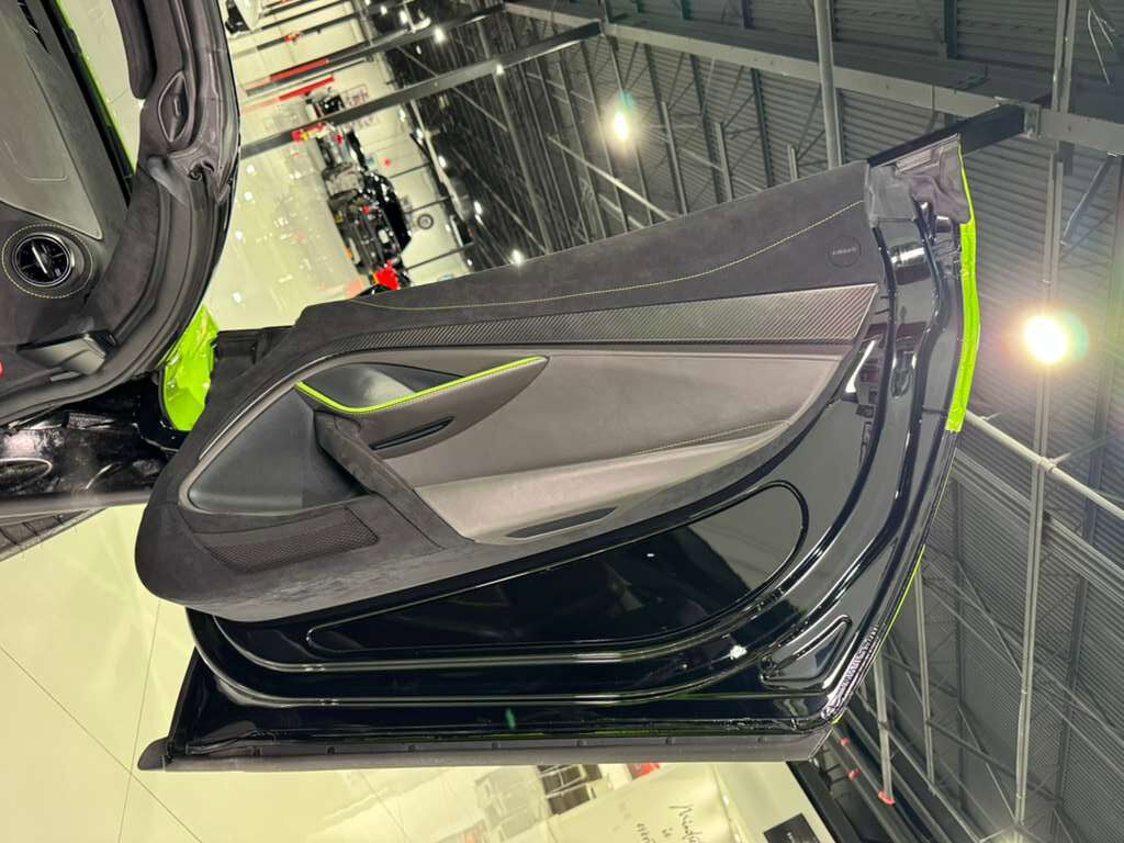 2022 McLaren 765LT Spider Napier green paint/calipers, MSO interior options, Bowers & Wilkins audio AND MUCH MORE!! Fort Lauderdale FL