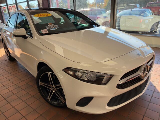 2022 Mercedes-Benz A 220 4MATIC