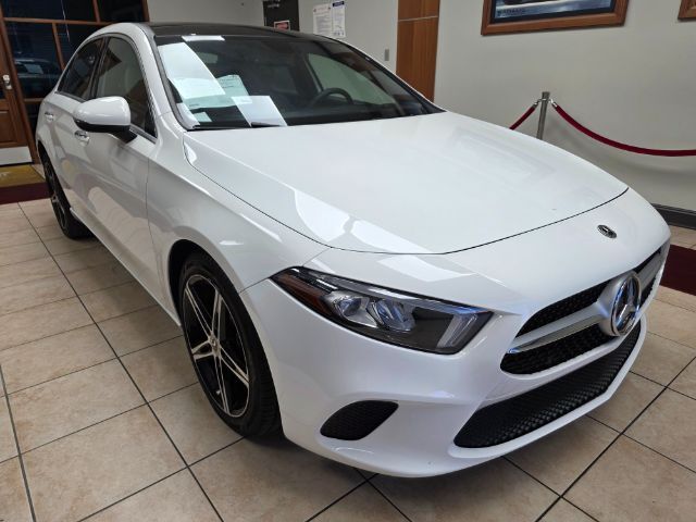 2022 Mercedes-Benz A 220 A 220