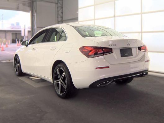 2022 Mercedes-Benz A 220 A 220
