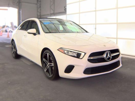 2022 Mercedes-Benz A 220 A 220