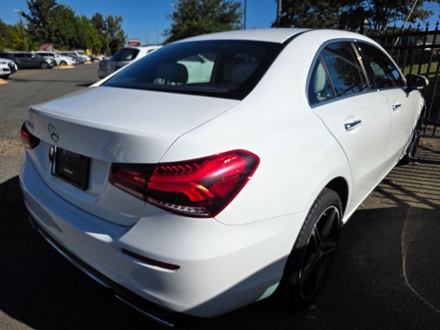 2022 Mercedes-Benz A 220 A 220