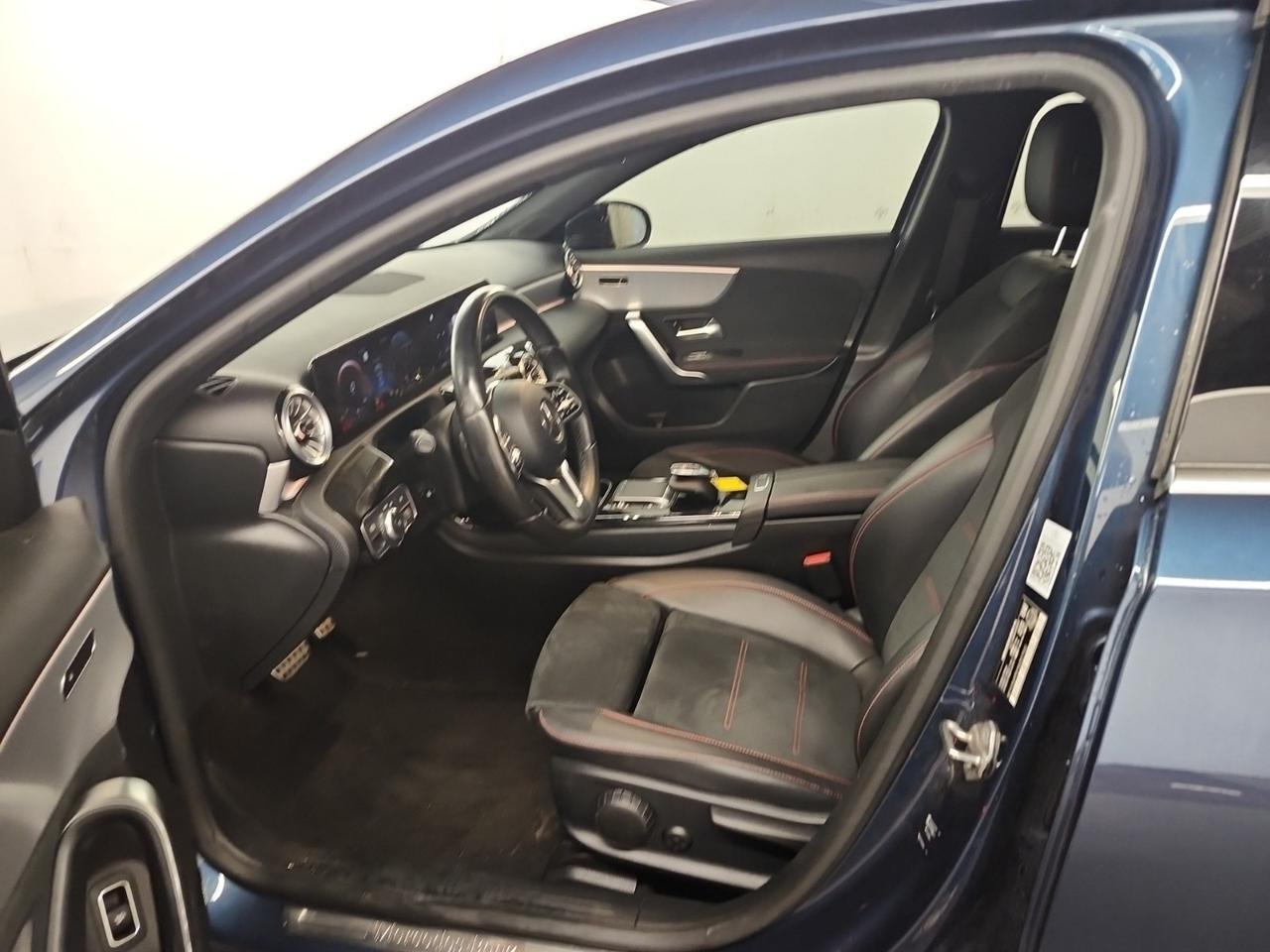 2022 Mercedes-Benz A-Class A 220 4MATIC SEDAN | AMG SPORT PKG | PREMIUM PKG | NAVI | SUNROOF | 18" AMG WHEELS Toronto ON