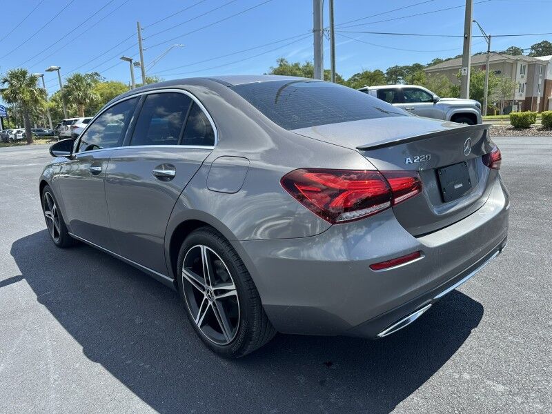 2022 Mercedes-Benz A-Class A 220