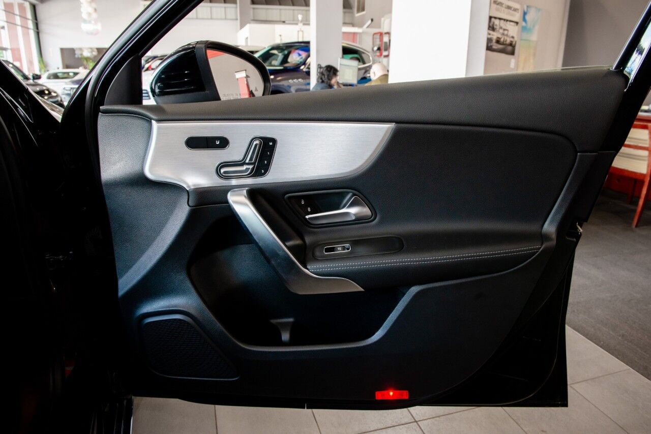 2022 Mercedes Benz A 220 photo 26