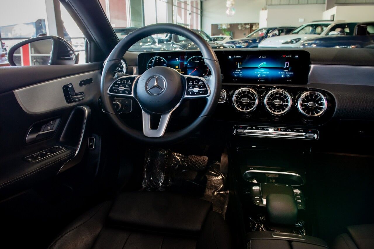 2022 Mercedes Benz A 220 photo 29