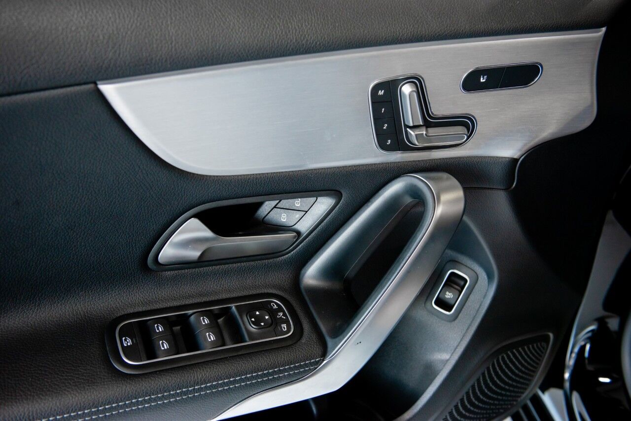 2022 Mercedes Benz A 220 photo 16