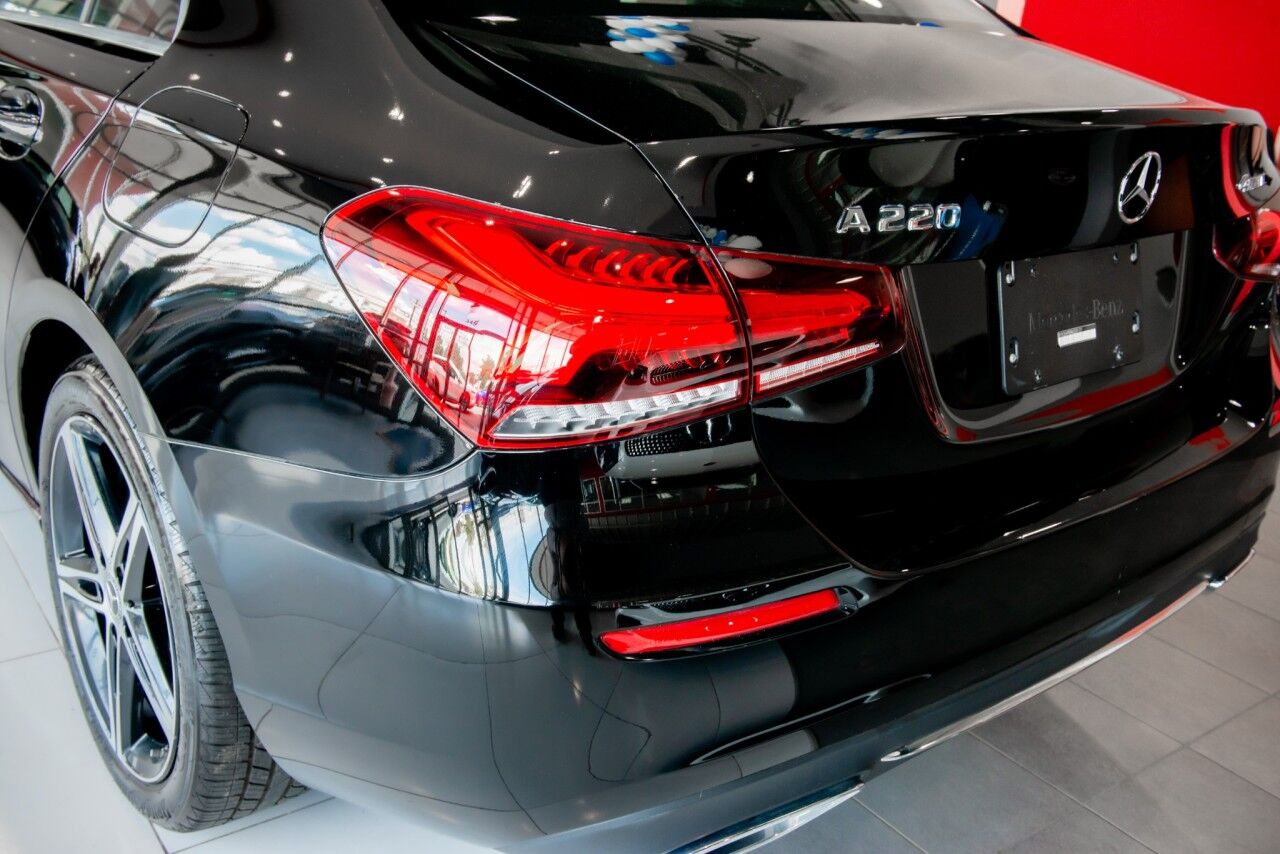 2022 Mercedes Benz A 220 photo 13