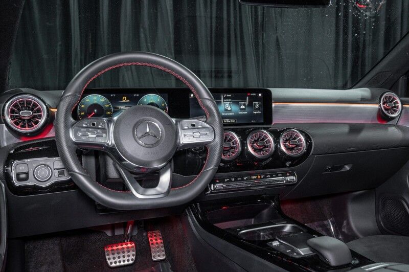 2022 Mercedes Benz A 220 photo 18