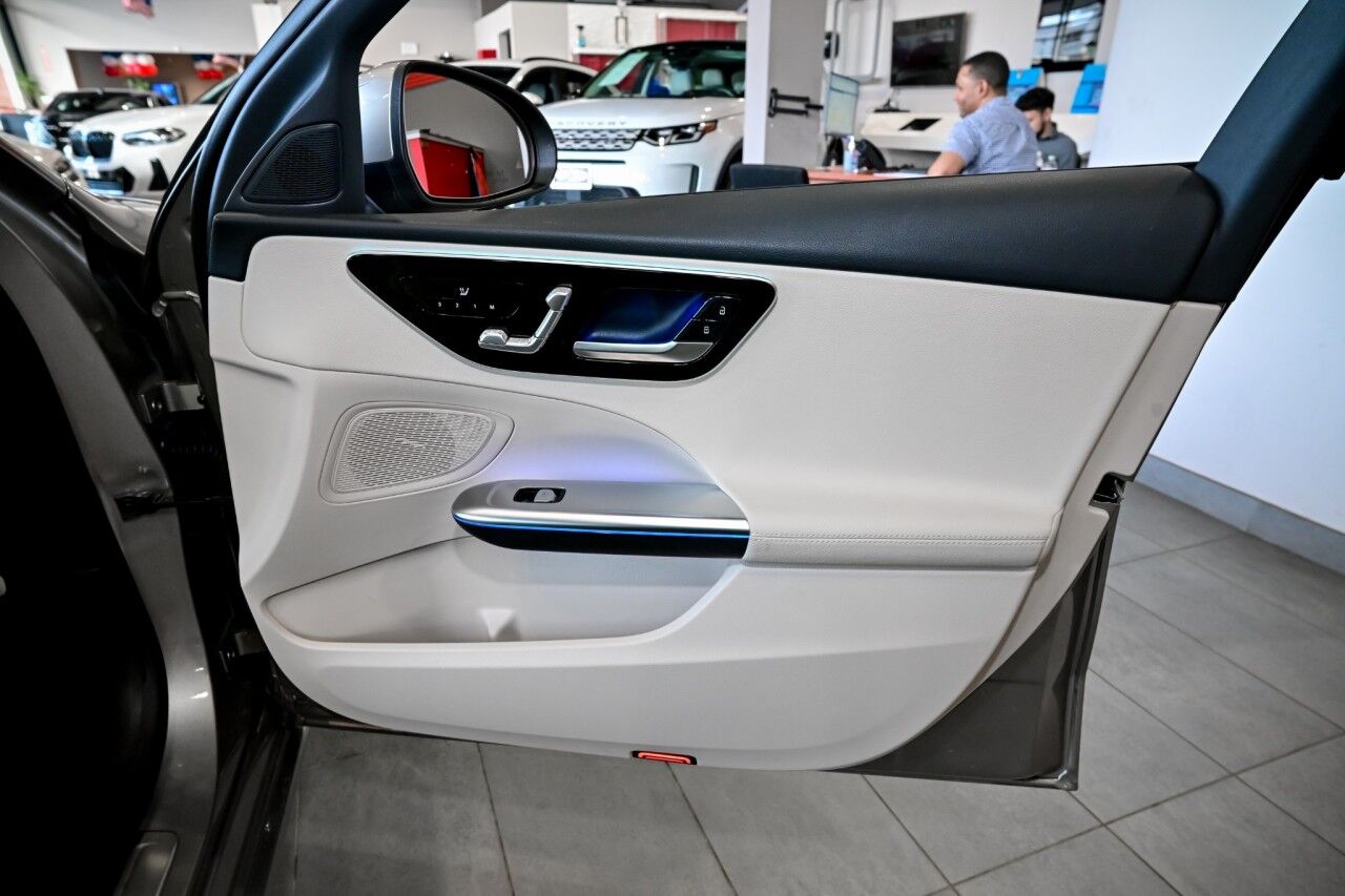 2022 Mercedes-Benz C-Class C 300, Exclusive Trim Pkg, Pano Roof, Parking Pkg Springfield NJ