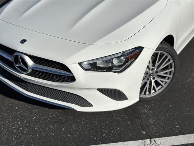 2022 Mercedes Benz CLA 250 photo 2