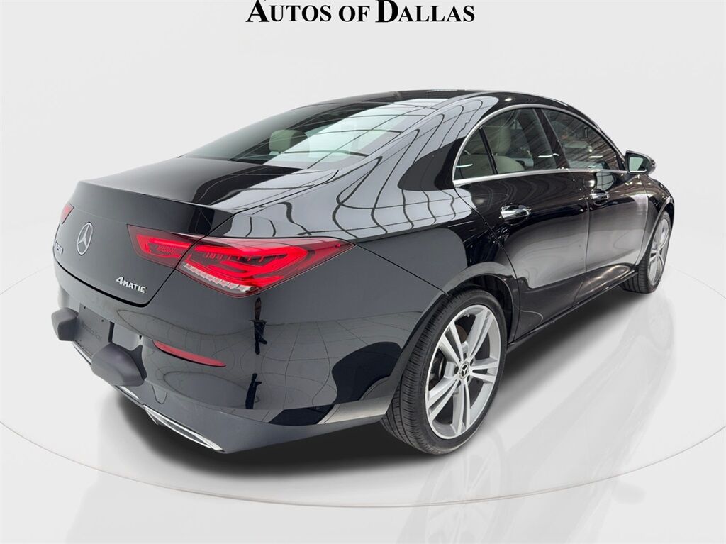 2022 Mercedes Benz CLA 250 photo 9