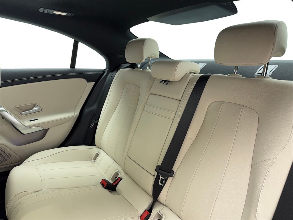 2022 Mercedes Benz CLA 250 photo 34