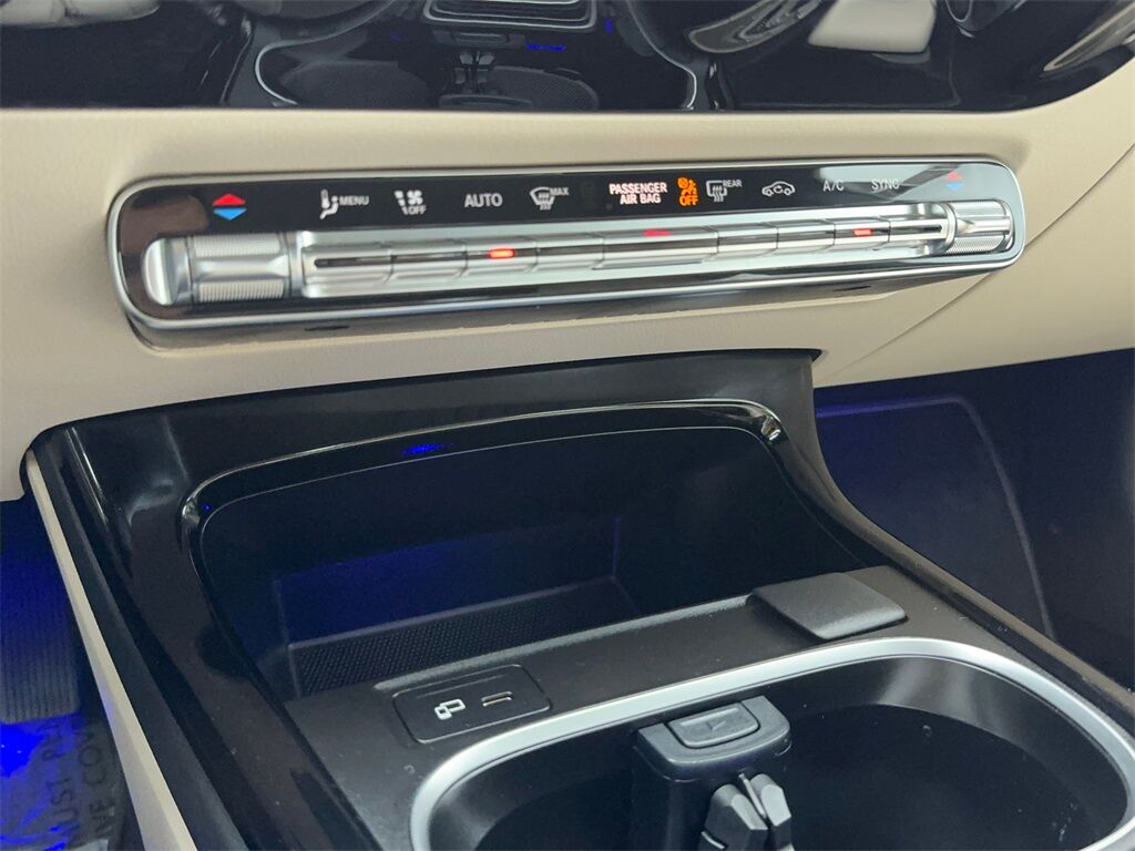 2022 Mercedes Benz CLA 250 photo 26