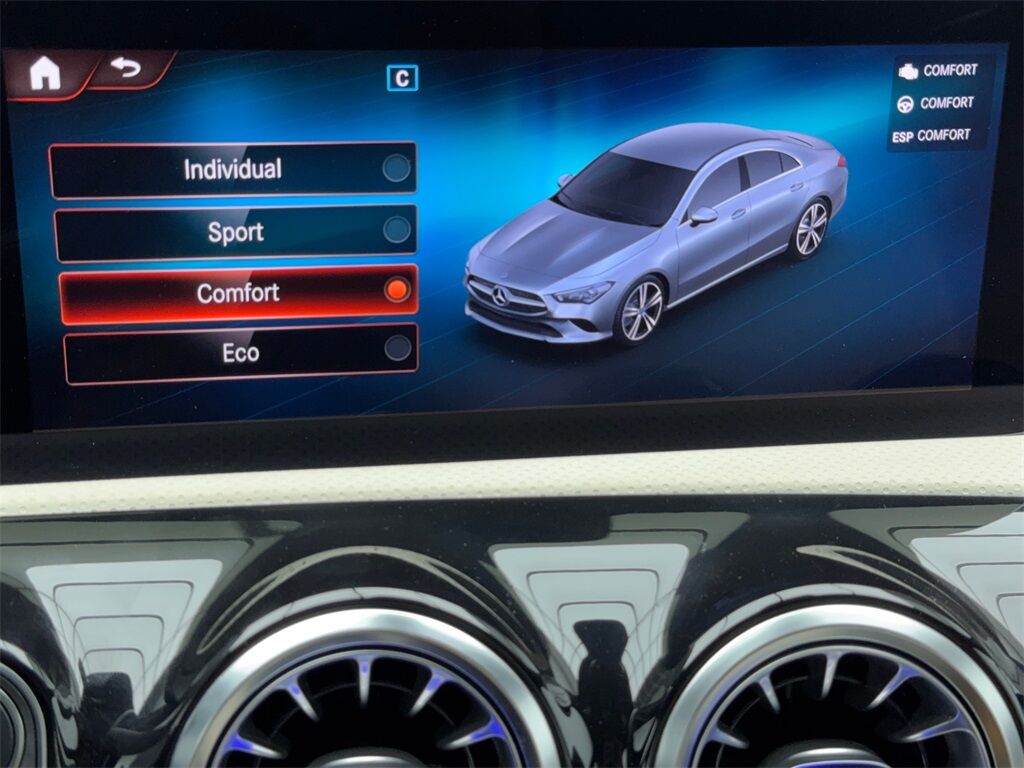 2022 Mercedes Benz CLA 250 photo 23