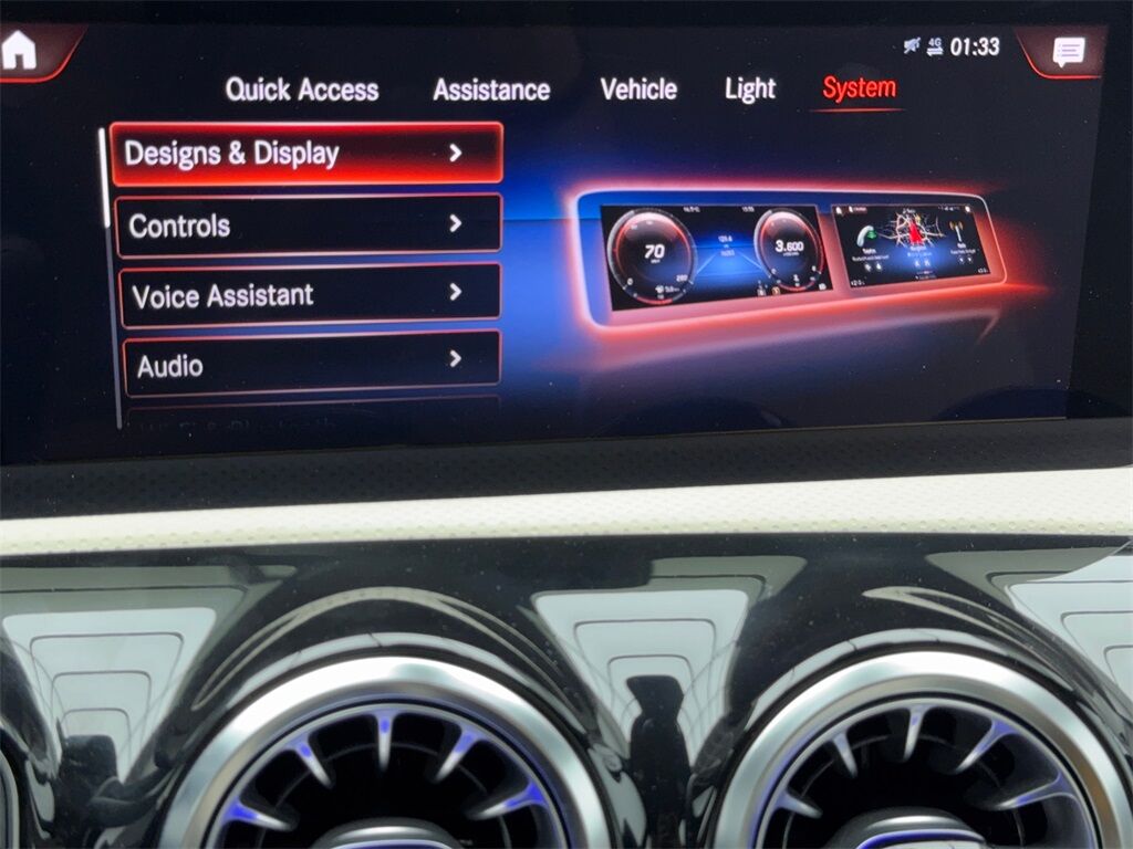 2022 Mercedes Benz CLA 250 photo 22