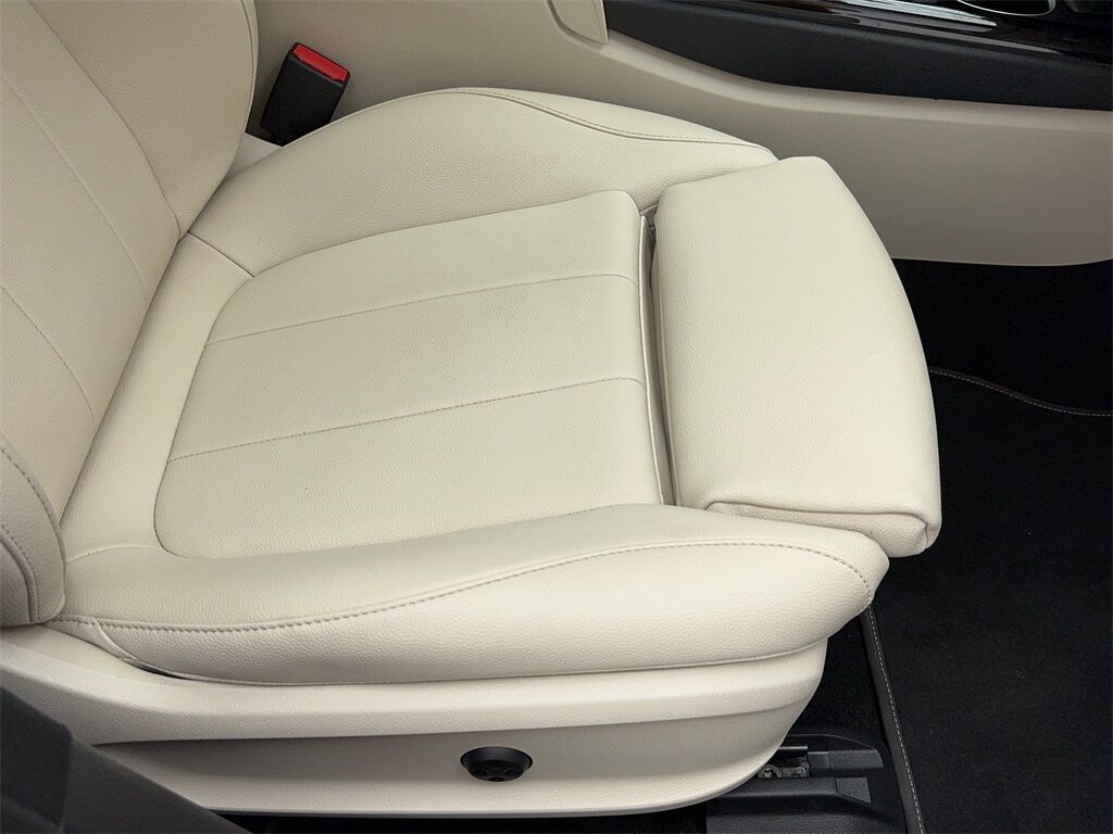 2022 Mercedes Benz CLA 250 photo 40