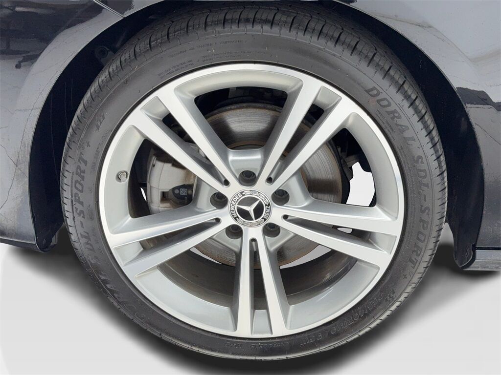 2022 Mercedes Benz CLA 250 photo 48