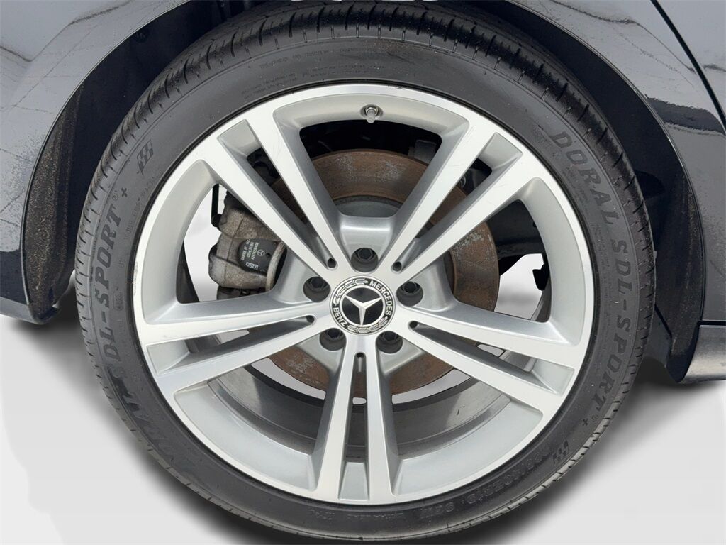 2022 Mercedes Benz CLA 250 photo 46