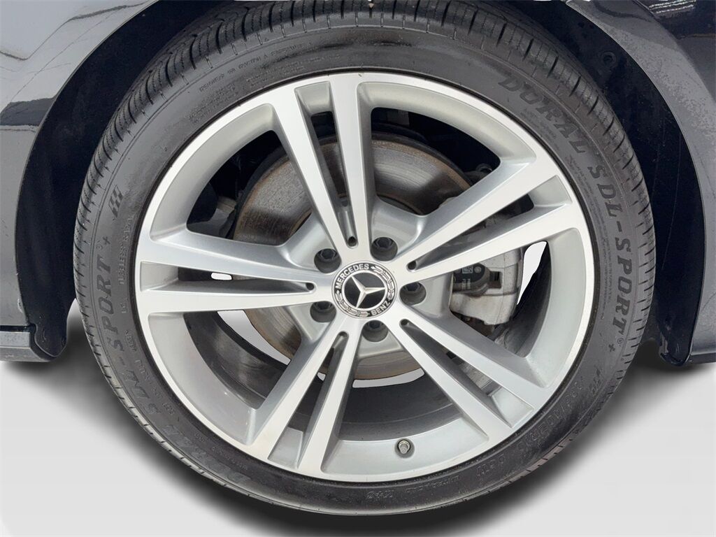 2022 Mercedes Benz CLA 250 photo 47