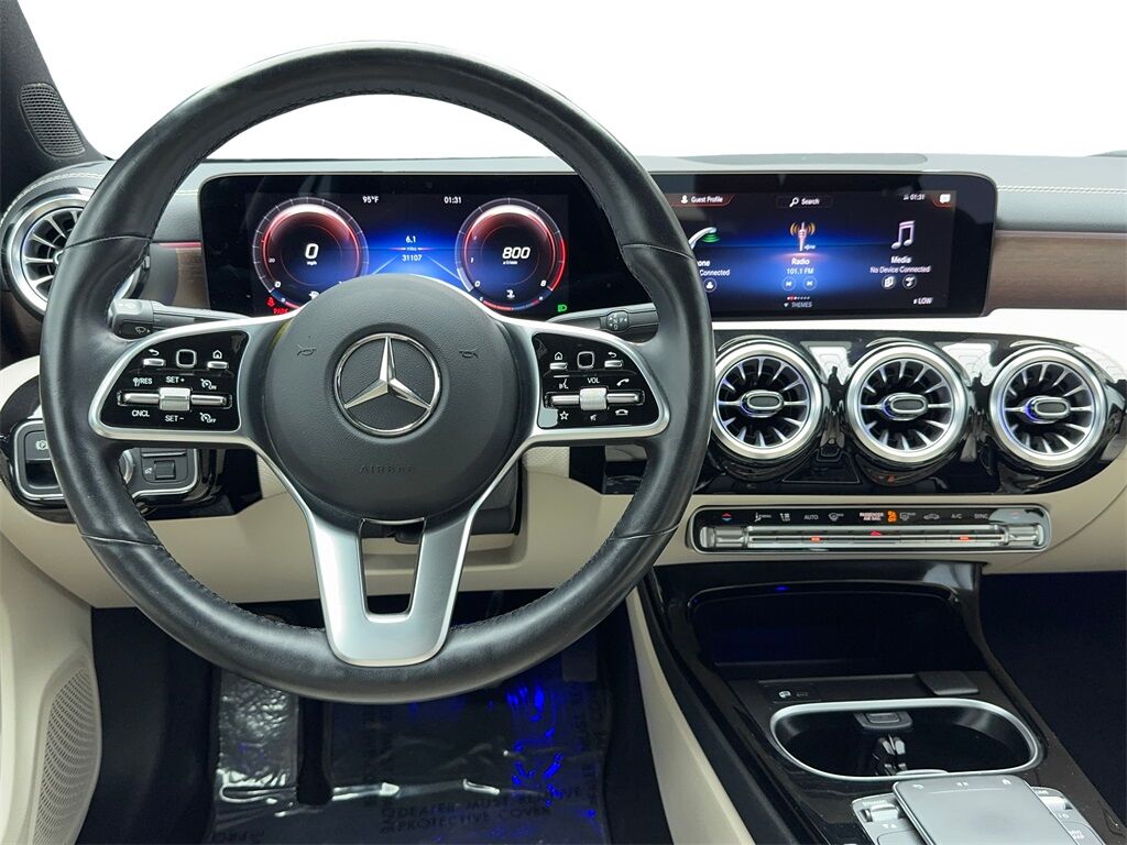 2022 Mercedes Benz CLA 250 photo 14