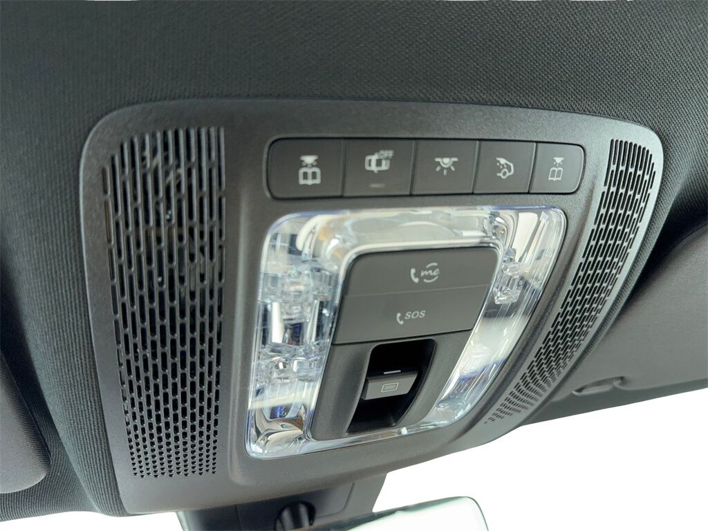 2022 Mercedes Benz CLA 250 photo 30