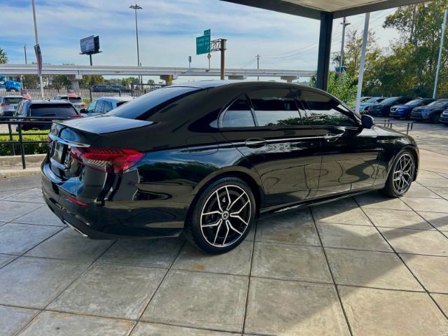 2022 Mercedes Benz E Sedan photo 4