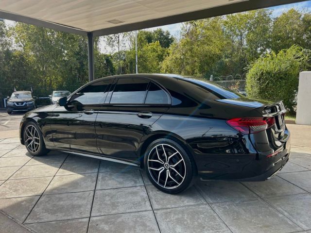 2022 Mercedes Benz E Sedan photo 2