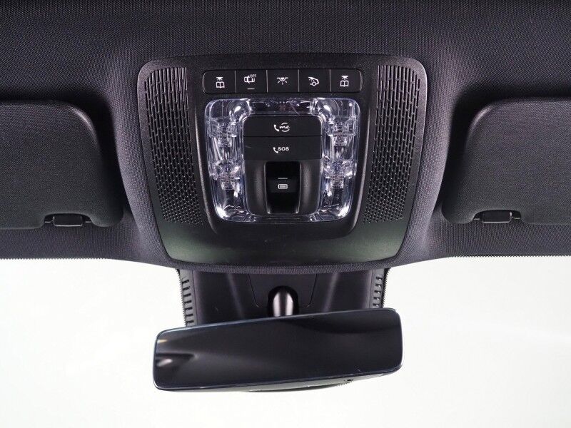 2022 Mercedes-Benz EQB 300 4MATIC *AMG NIGHT PKG, EXCLUSIVE PKG, PANORAMA MOONROOF, NAVIGATION, BLIND SPOT ALERT, BACKUP-CAMERA, COLOR TOUCHSCREEN, POWER LIFTGATE, KEYLESS-GO, 19 INCH WHEELS, WIRELESS CHARGING, ANDROID & APPLE Round Rock TX