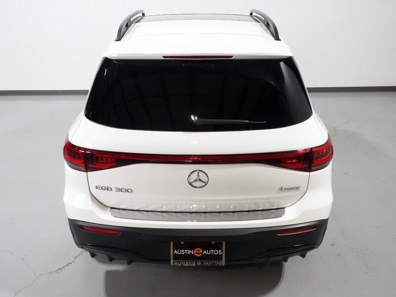 2022 Mercedes-Benz EQB 300 4MATIC *AMG NIGHT PKG, EXCLUSIVE PKG, PANORAMA MOONROOF, NAVIGATION, BLIND SPOT ALERT, BACKUP-CAMERA, COLOR TOUCHSCREEN, POWER LIFTGATE, KEYLESS-GO, 19 INCH WHEELS, WIRELESS CHARGING, ANDROID & APPLE Round Rock TX