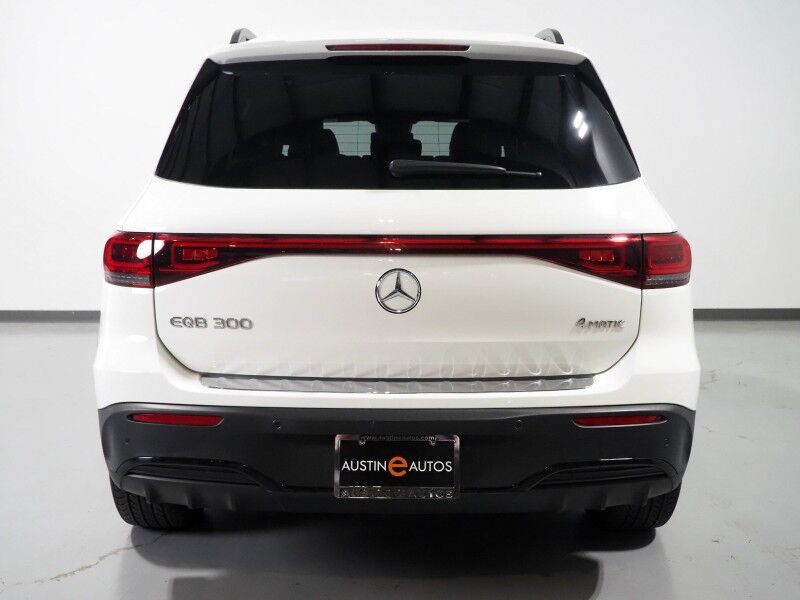 2022 Mercedes-Benz EQB 300 4MATIC *AMG NIGHT PKG, EXCLUSIVE PKG, PANORAMA MOONROOF, NAVIGATION, BLIND SPOT ALERT, BACKUP-CAMERA, COLOR TOUCHSCREEN, POWER LIFTGATE, KEYLESS-GO, 19 INCH WHEELS, WIRELESS CHARGING, ANDROID & APPLE Round Rock TX