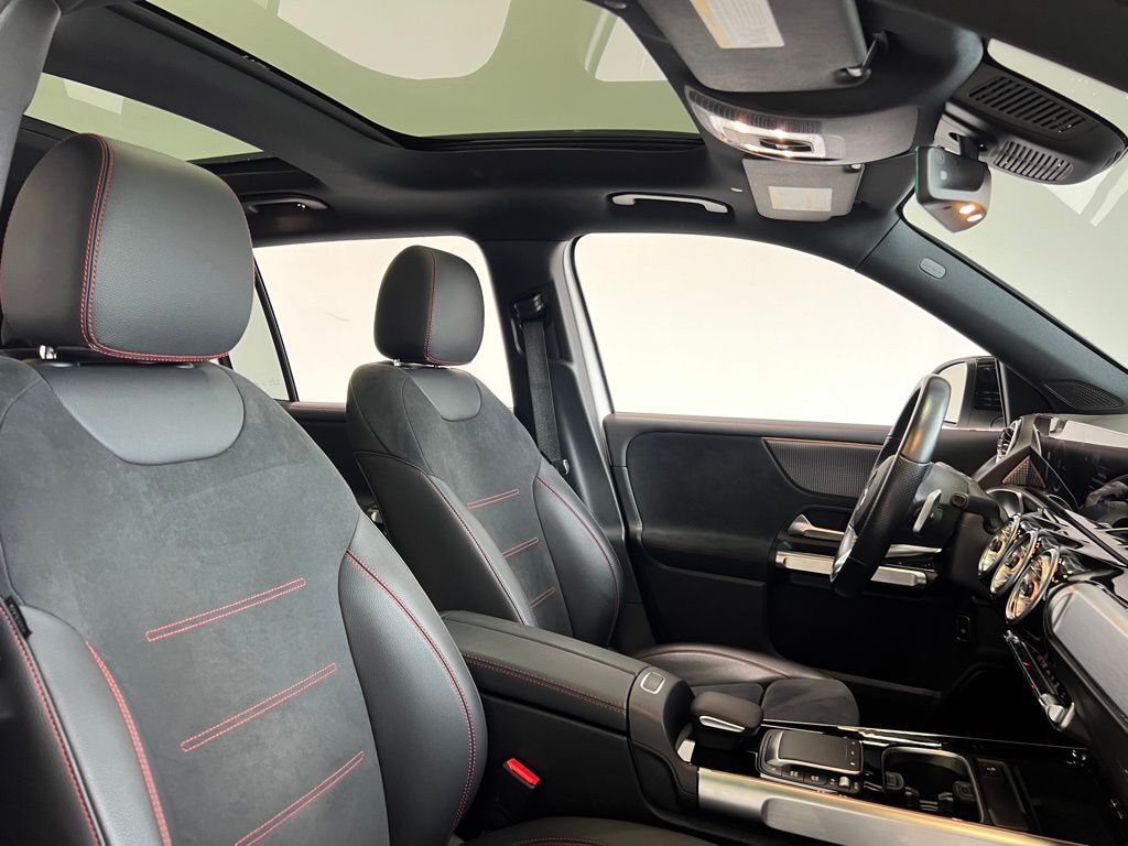 2022 Mercedes-Benz EQB 300 Indianapolis IN