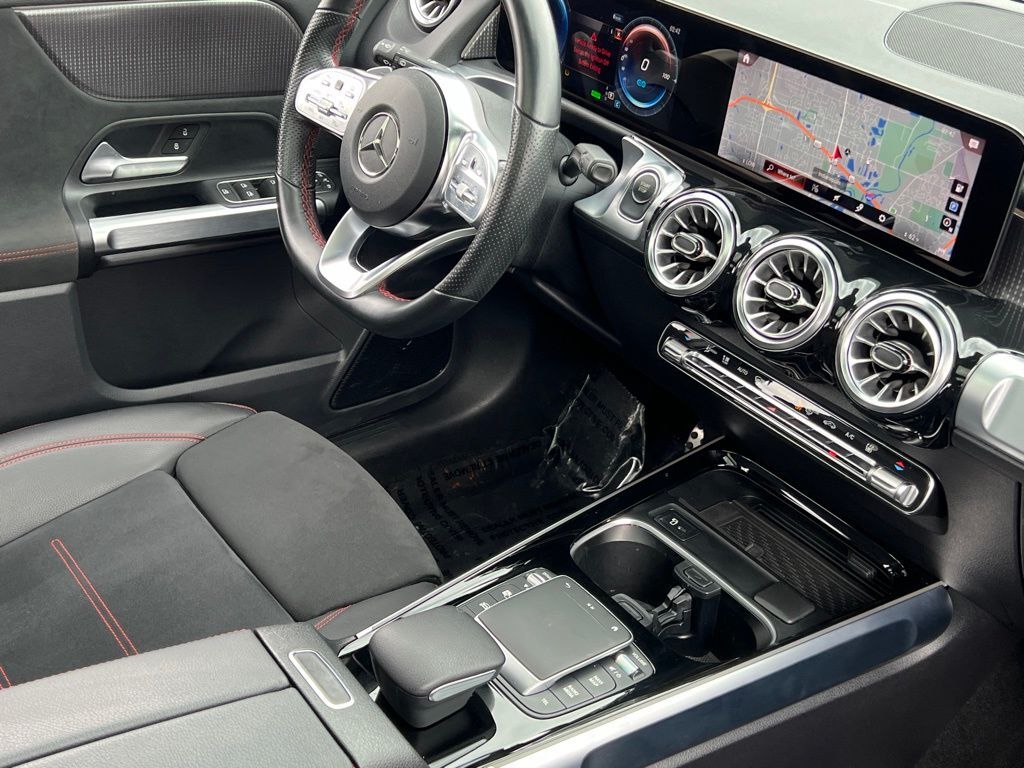 2022 Mercedes-Benz EQB 300 Indianapolis IN