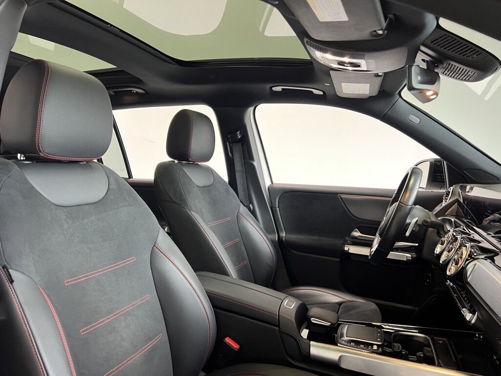 2022 Mercedes-Benz EQB 300 Indianapolis IN