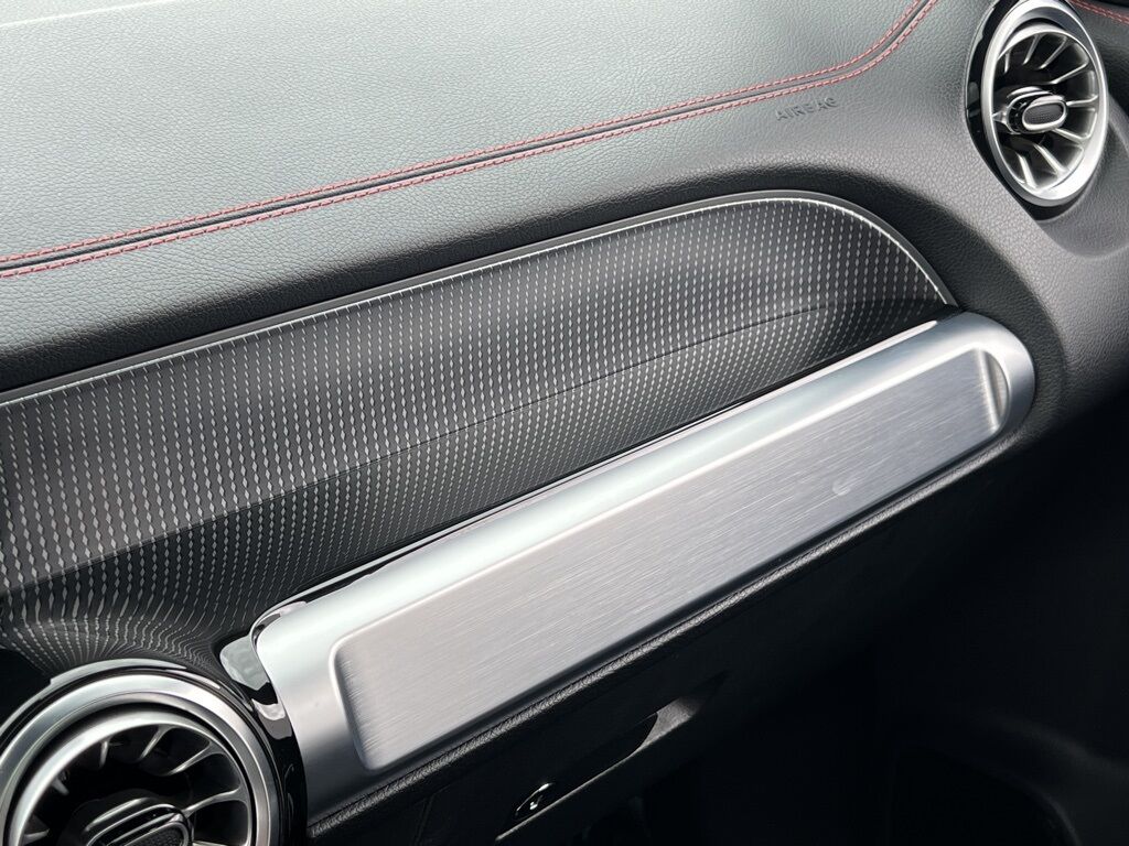 2022 Mercedes-Benz EQB 300 Indianapolis IN